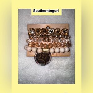 NWT KEEP IT GYPSY Up cycled 5 Stack Cream and Gold  Bracelet Set